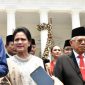 Presiden Joko Widodo hari ini memanggil 12 nama yang disebut-sebut sebagai calon Wakil Menteri.
