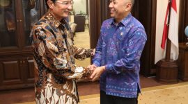 Menteri Koperasi dan UKM Teten Masduki Menerima Audiensi Wakil Ketua MPR RI sekaligus Ketua Umum Induk Koperasi Karyawan (Inkopkar) Fadel Muhammad di Ruang Rapat Menteri Koperasi dan UKM. Jakarta, Selasa(29/10/2019)/daelpos.com