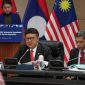 Menteri PANRB Tjahjo Kumolo didampingi Asisten Deputi Perumusan Kebijakan dan Koordinasi Pelaksanaan Sistem Administrasi Pemerintahan dan Penerapan SPBE Kementerian PANRB Imam Machdi, dalam 2019 Ministerial Roundtable Meeting ASEAN-ROK Commemorative Summit pada sesi Digital Technologies and Public Services, di Busan, Korea Selatan, Selasa (26/11).