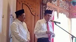 Menag Jenderal Purn. Fachrul Razi hadiri tasyakuran Wakil Menteri Agama Zainud Tauhid di kediaman Wamen, Jakarta, Minggu (10/11.2019) / Foto Istimewa