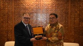 Ketua Badan Kerja Sama Antar Parlemen (BKSAP) DPR RI Fadli Zon dengan Duta Besar Bulgaria untuk Indonesia Petar Dimitrov Andonov. Foto Istimewa