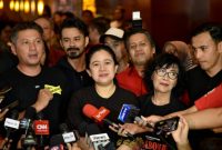 Ketua DPR RI Puan Maharani saat memberikan keterangan pers di dampingi para pemain film Naga Bonar Reborn usai nonton bareng. Foto/Istimewa