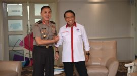 Menpora Zainudin Amali didampingi Sesmenpora Gatot S Dewa Broto, menerima Ketua Umum PSSI Mochamad Iriawan, di Ruang Kerja Lantai 10 Graha Pemuda, Senayan, Jakarta Pusat, Senin (4/11/2019) sore. (foto:kemenpora.go.id) Istimewa