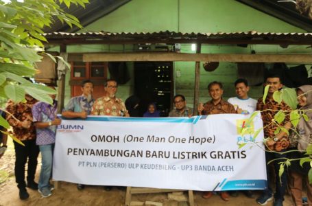 PLN Sambung Listrik Gratis Untuk Warga Tidak Mampu Di Aceh Besar