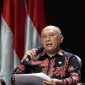 Menteri Koperasi dan UKM Teten Masduki saat memberikan paparan terkait Program Strategis Kementerian Koperasi dan UKM tahun 2020-2024 dalam acara Rapat Koordinasi Nasional 