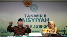Menteri Koperasi dan UKM Teten Masduki hadir menjadi narasumber dalam acara Tanwir II ‘Aisyiyah Periode 2015-2020 bertema Dinamisasi Gerakan Menebar Islam Berkemajuan yang dihadiri perwakilan anggota ‘Aisyiyah seluruh Indonesia di Universitas Aisyiyah Yogyakarta. Sabtu(16/11/2019) / daelpos.com