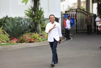 Menpora Zainudin Amali menghadiri Rapat Kabinet Terbatas yang dipimpin Presiden Joko Widodo, di Kantor Presiden, Istana Negara, Jakarta Pusat, Selasa (12/11) siang hingga sore. Dua agenda ratas kali ini, yaitu tentang Program Kartu Pra Kerja serta Program Pendidikan dan Beasiswa / daelpos.com