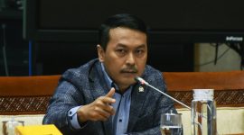 Anggota Komisi XI DPR RI Rudi Hartono Bangun saat Rapat Dengar Pendapat Komisi XI DPR RI dengan Direktur Utama PT. ASABRI Sonny Widjaja, di Gedung Nusantara I, Senayan, Jakarta