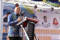 Menteri Koperasi dan UKM Teten Masduki Bersama Gubernur Kalimantan Selatan Sahbirin Noor dan Ketua Umum DPN APINDO Hariadi B Sukmadani membuka secara resmi dan meninjau APINDO UMKM Expo II 2020 di Menara Pandang Siring, Banjarmasin, (29/01/2020). Hadir dalam acara tersebut Staf Khusus Menteri Koperasi dan UKM Riza A. Damanik dan Ketua DPP APINDO Kalimantan Selatan Supriadi.