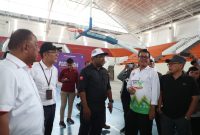 Mewakili Menteri Pemuda dan Olahraga (Menpora) Zainudin Amali, Deputi Bidang Pembudayaan Olahraga Kemenpora Raden Isnanta, Staf Khusus Pengembangan dan Prestasi Olahraga Mahfudin Nigara, serta Staf Khusus Bidang Penguatan Organisasi Kepemudaan Venno meninjau lokasi pelaksanaan Pekan Olahraga Nasional (PON) Papua 2020 di Kabupaten Mimika, Papua, Selasa (11/2/2020) / daelpos.com