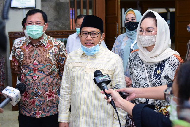 Ketua Tim Pengawas (Timwas) Pelaksanaan Penanganan Bencana Pandemi Covid-19 DPR RI Abdul Muhaimin Iskandar usai memimpin rapat kerja Timwas Covid-19 DPR RI dengan Menteri Kesehatan Terawan Agus Putranto di Kantor Kemenkes, Jakarta, Rabu (17/6/2020). Foto : Azka/Man