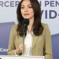 Reisa Broto Asmoro sedang memberikan paparan terkait Covid-19 - BNPB