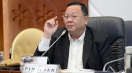 Ketua Komisi IV DPR RI Sudin memimpin RDP secara kehadiran fisik dan virtual dengan Dirut Bulog Budi Waseso, di Senayan, Jakarta.
