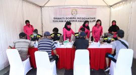 Pusdokkes Polri melakukan rapid test di arena Car Free Day atau CFD setelah sebelumnya ditutup karena pandemi Covid-19.