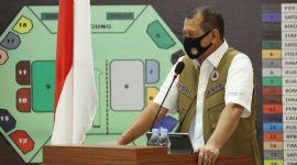 Ketua Gugus Tugas Percepatan Penanganan COVID-19, Doni Monardo memberi keterangan dalam Rapat Koordinasi Penanganan COVID-19 di Balai Prajurit Manunggal, Makassar, Sulawesi Selatan