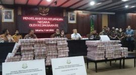 Sumber Foto Detik.com
Uang tunai Rp 97 miliar yang dieksekusi Kejaksaan Agung.