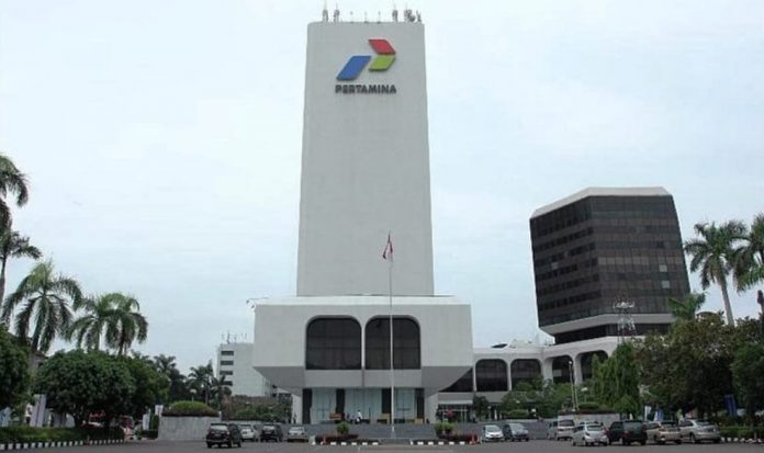 Gedung kantor Pertamina Pusat di Jakarta.