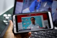 Direktur Utama PT Biofarma, Honesti Basyir, memberikan keterangan mengenai perkembangan terkini uji klinis vaksin Covid-19 di Bandung, Rabu 21 Oktober 2020.