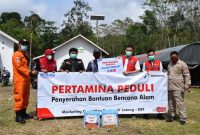 Pertamina salurkan bantuan untuk kebutuhan warga pengungsi Gunung Merapi pada Senin (9/11) di Barak Pengungsian Desa Glagaharjo Cangkringan, Sleman. (Dok. Pertamina)/net