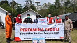 Pertamina salurkan bantuan untuk kebutuhan warga pengungsi Gunung Merapi pada Senin (9/11) di Barak Pengungsian Desa Glagaharjo Cangkringan, Sleman. (Dok. Pertamina)/net