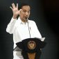 Presiden Joko Widodo memberikan pemaparan saat menjadi pembicara kunci pada Indonesia Digital Economy Summit 2020 di Jakarta, Kamis (27/2/2020). Pada acara yang digelar Microsoft itu Presiden Joko Widodo menginginkan masyarakat Indonesia menjadi pemain utama ekonomi digital dan tidak sekedar menjadi pasar dan penonton. ANTARA FOTO/Restu P/hma/aww.