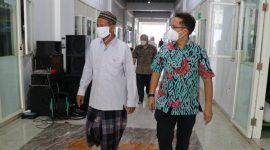 Menkes Budi Gunadi Sadikin saat meninjau Pesantran Bumi Shalawat /Dok.Kemenkes