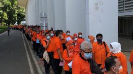 Karyawan PT Pos Indonesia ikuti program vaksinasi yang digelar Kementerian BUMN. (Dok Pos Indonesia) / Ilustrasi / Net