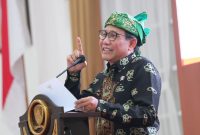 Menteri Desa, PDT dan Transmigrasi, Abdul Halim Iskandar, didampingi Sekretaris Jenderal Taufik Madjid,  mengahdiri acara Penandatanganan nota kesepakatan antara Kemendes PDTT dengan pemerintah kabupaten Sumedang tentang penguatan tata Kelola Pemerintah Desa berbasis digital, Jum'at (4/6)./ daelpos.com