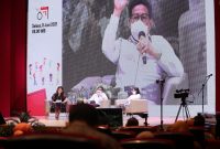  Menteri Desa PDT dan Transmigrasi, Abdul Halim Iskandar didampingi Sekjen Kemendes Taufik Madjid dan UKE 1, menghadiri dan menjadi keynote speaker dalam acara rakor persiapan pelaksaan desa ramah perempuan dan peduli anak, di perpusnas Jakarta.
Selasa (8/6).
Foto : Angga/KemendesPDTT. 