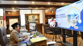 Menteri Desa, Pembangunan Daerah Tertinggal dan Transmigrasi, Abdul Halim Iskandar mengikuti Rapat Koordinasi Percepatan Pembangunan Infrastruktur dan Pengembangan Wilayah di Provinsi Riau yang dipimpin oleh Menteri Koordinator Bidang Kemaritiman dan Investasi, Luhut Binsar Pandjaitan melalui video conference. Rabu (28/07/21)