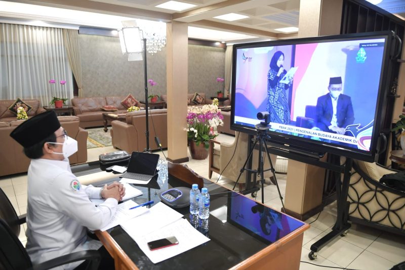 Menteri Desa, Pembangunan Daerah Tertinggal dan Transmigrasi, Abdul Halim Iskandar menjadi Keyone Speech dalam Acara 