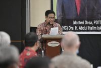 Menteri Desa, Pembangunan Daerah Tertinggal, dan Transmigrasi, Abdul Halim Iskandar didampingi Istri Umi Lilik Nasriyah hadiri kegiatan Start up dan Workshop Provinsi, program Transformasi Ekonomi Kampung (TEKAD) Provinsi Papua, Kamis (09/09/2021).

