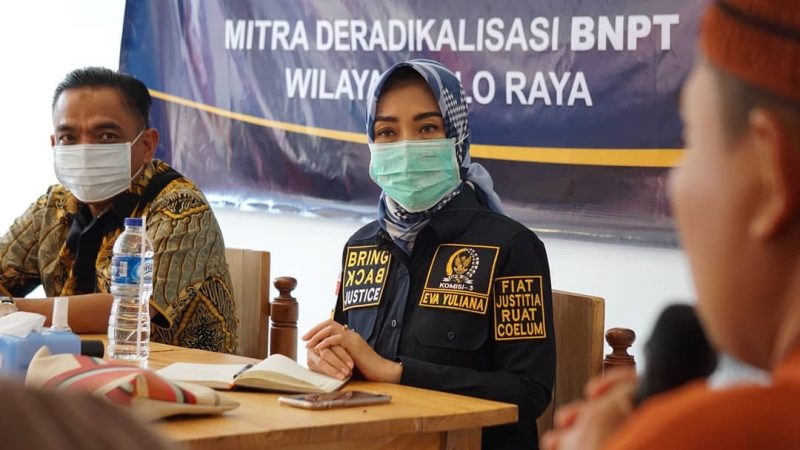 Anggota Komisi III DPR RI Eva Yuliana ( foto Istimewa )
