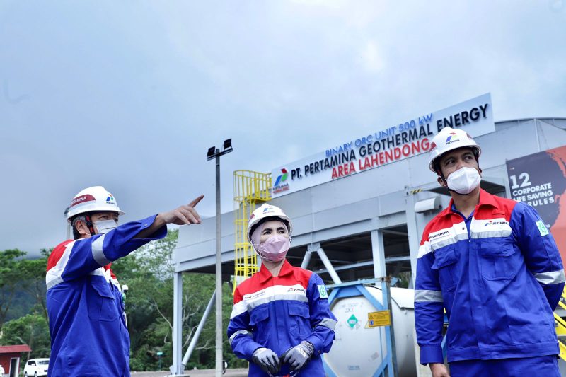 Direktur Operasi Pertamina GE Eko Agung Bramantyo, Direktur Utama PT Pertamina (Persero) Nicke Widyawati, Direktur Utama PT Pertamina Power Indonesia, Sub holding PNRE Dannif Danisaputro / foto istimewa