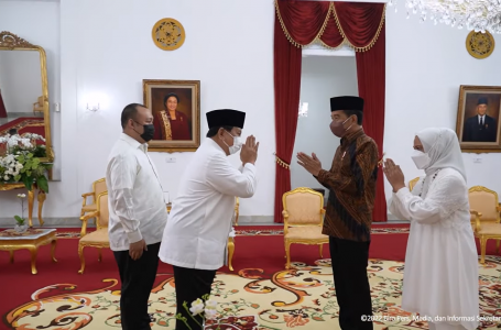 Jokowi dan Prabowo Bersilaturahmi di Gedung Agung