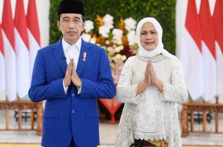 Presiden Jokowi dan Ibu Iriana Sampaikan Ucapan Selamat Idulfitri 1443 H