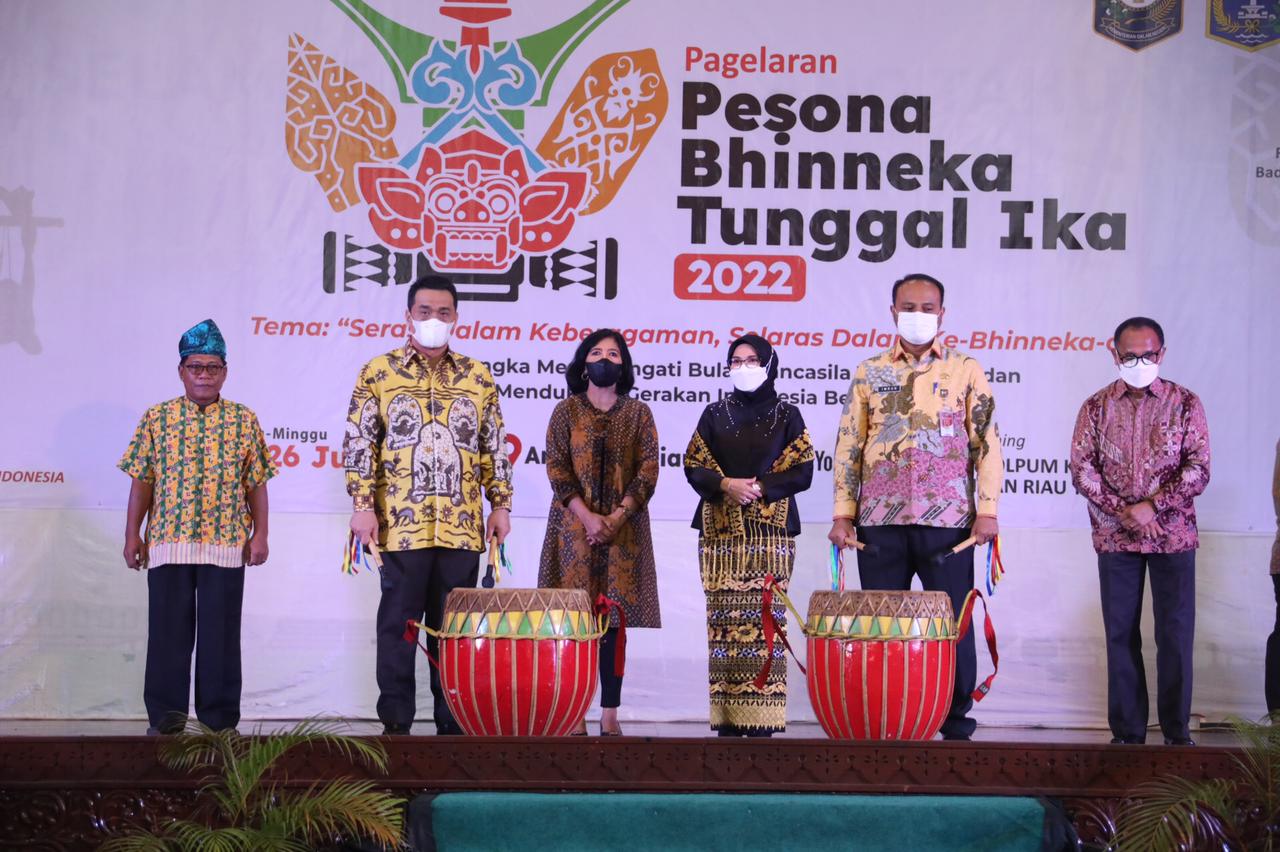 Kemendagri Dorong Pemulihan Ekonomi Lewat Pelestarian Budaya - Daelpos