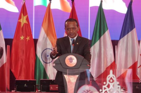 Menteri Investasi Resmi Buka Pertemuan Kedua TIIWG G20 di Surakarta