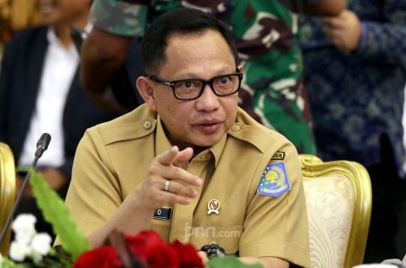Tito Karnavian Ditunjuk Presiden Jokowi Jadi Menteri PANRB Ad Interim