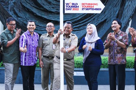 Hari Pariwisata Internasional, Pemprov DKI Gelar Walking Tour di Jakarta Pusat