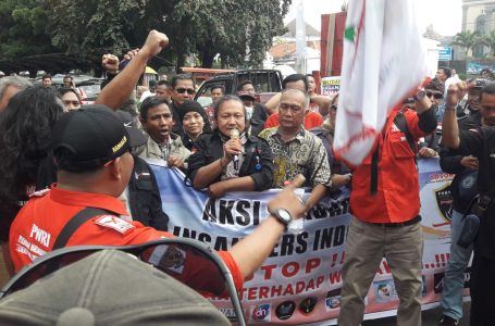 Ini Tuntutan Aksi Wartawan di Pemkab Karawang