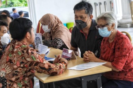 Pemprov DKI Siapkan 13 Kanal Keluhan Warga Jakarta