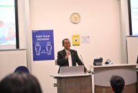 Menteri Investasi/Kepala Badan Koordinasi Penanaman Modal (BKPM) Bahlil Lahadalia memberikan kuliah umum di depan 200 mahasiswa Indonesia ( 29/10/2022 ) foto ist