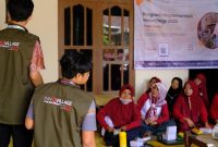 Pelaksanaan program pelatihan entrepreneurship dan IT bersertifikat bagi para penyandang disabilitas.
