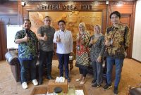 Menteri Desa, Pembangunan Daerah Tertinggal, dan Transmigrasi Abdul Halim Iskandar Wawanacara dengan Jawa Pos Jakarta terkait Perkembangan BUMDes di Desa-Desa. 
Jakarta, Rabu (15/2/2023).

Foto : Mugi / KemendesPDTT