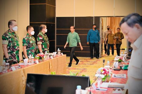 Presiden Minta TNI Polri Kawal Pembangunan Tingkatkan Kesejahteraan Masyarakat Papua