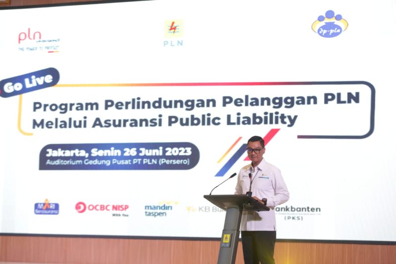 Direktur Utama PLN, Darmawan Prasodjo ketika memberikan sambutan dalam acara Go Live: Program Perlindungan Pelanggan PLN melalui Asuransi Public Liability di Jakarta pada Senin (26/6). Darmawan menjelaskan lewat program ini, pelanggan akan lebih nyaman menggunakan listrik yang andal sebagai pendorong aktivitasnya.