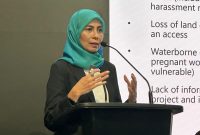 Direktur Keuangan PLN sekaligus Ketua Umum Srikandi PLN Sinthya Roesly saat memberikan paparan di Asia Clean Energy Forum 2023 di Manila, Filipina