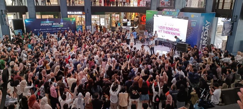 Antusiasme para pengunjung ketika mengikuti rangkaian acara Pakai Molis Fun Day di Cilandak Townsquare pada Sabtu (24/6).