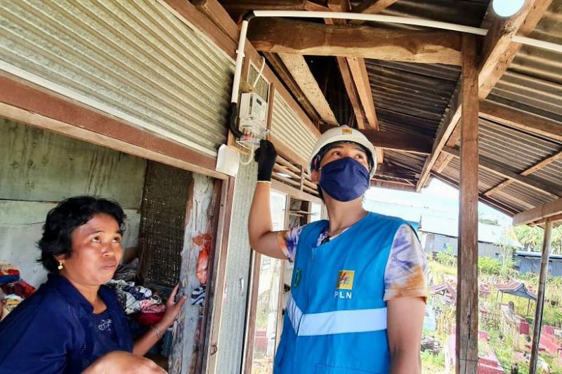Bantuan program Light Up The Dream kepada Ibu Matahari di Kabupaten Soppeng, Provinsi Sulawesi Selatan
